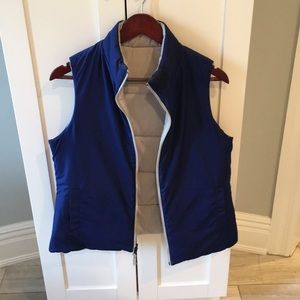 Reversable vest